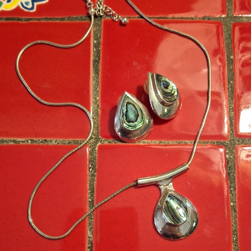 Sterling Silver 925 Mother Of Pearl Pendant & Earrings Chain 18" Cylinder Bail